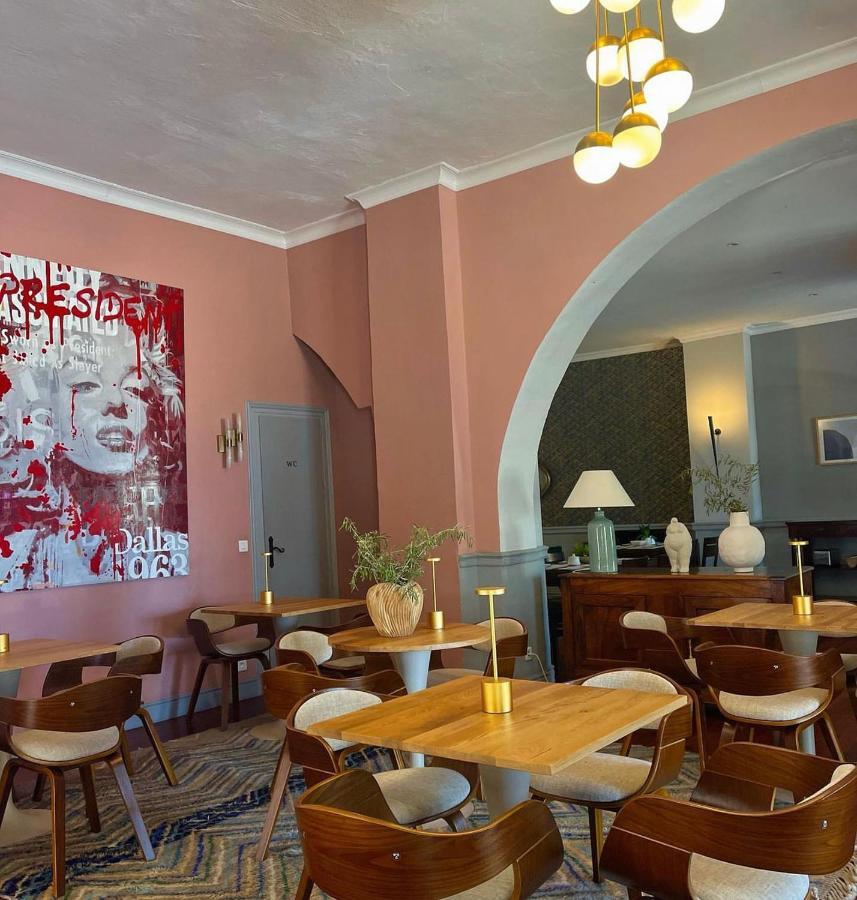 Hotel Restaurant Christophe Colomb Calvi  Exterior photo